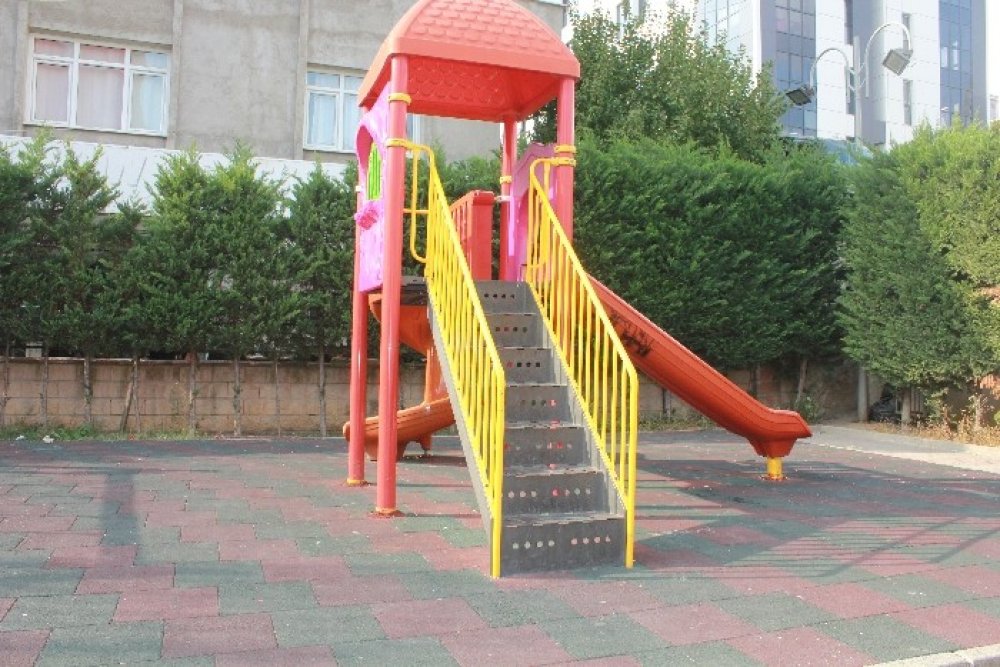 ÇETİN KESMEN PARKI