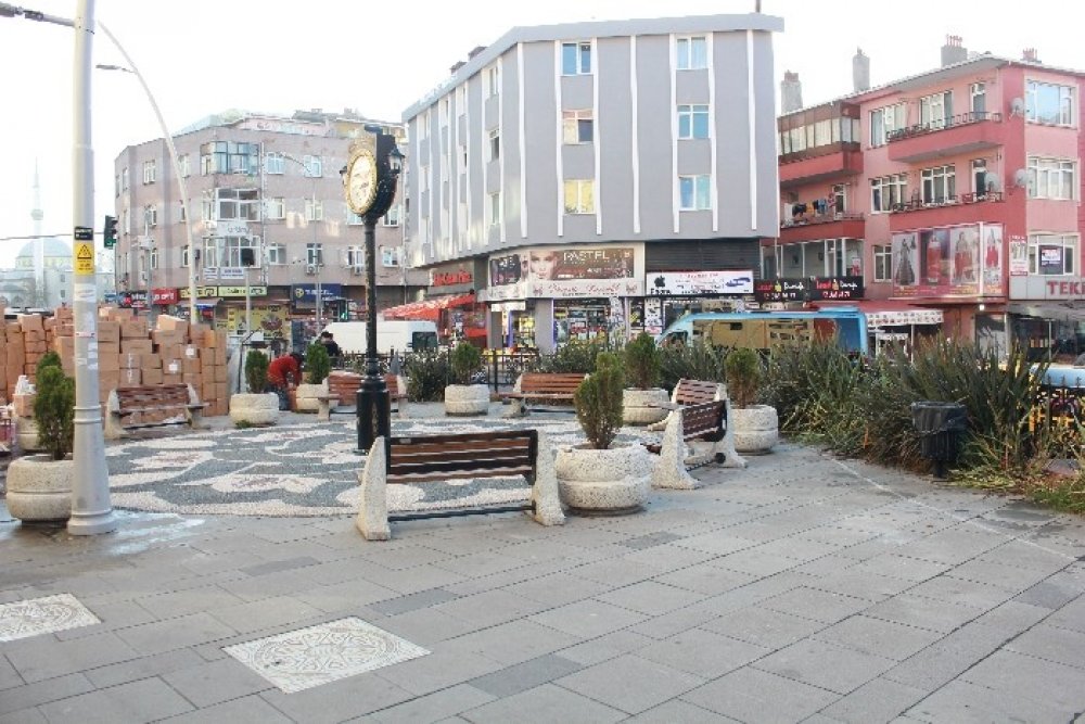 YEŞİL SOKAK MEYDAN PARKI