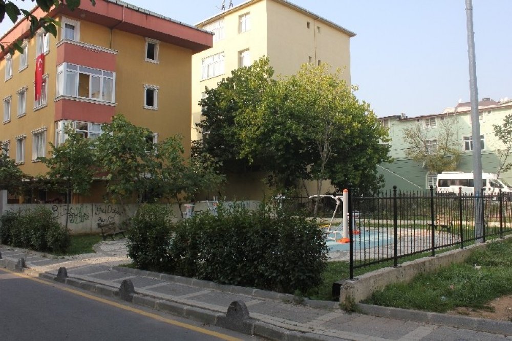 YEŞİLAY PARKI