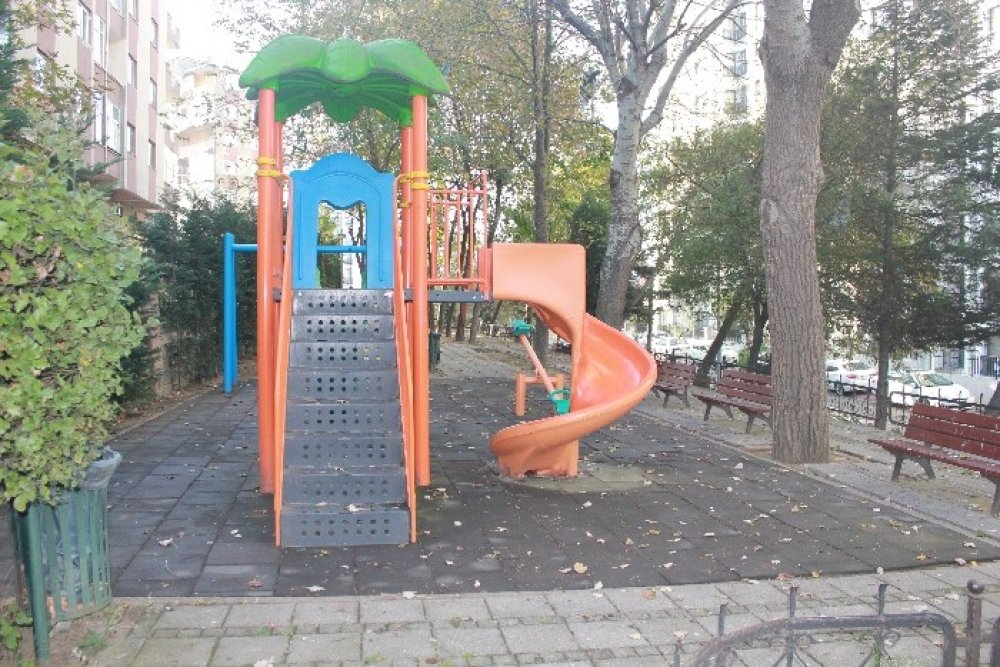 YILDIRIM BEYAZIT PARKI