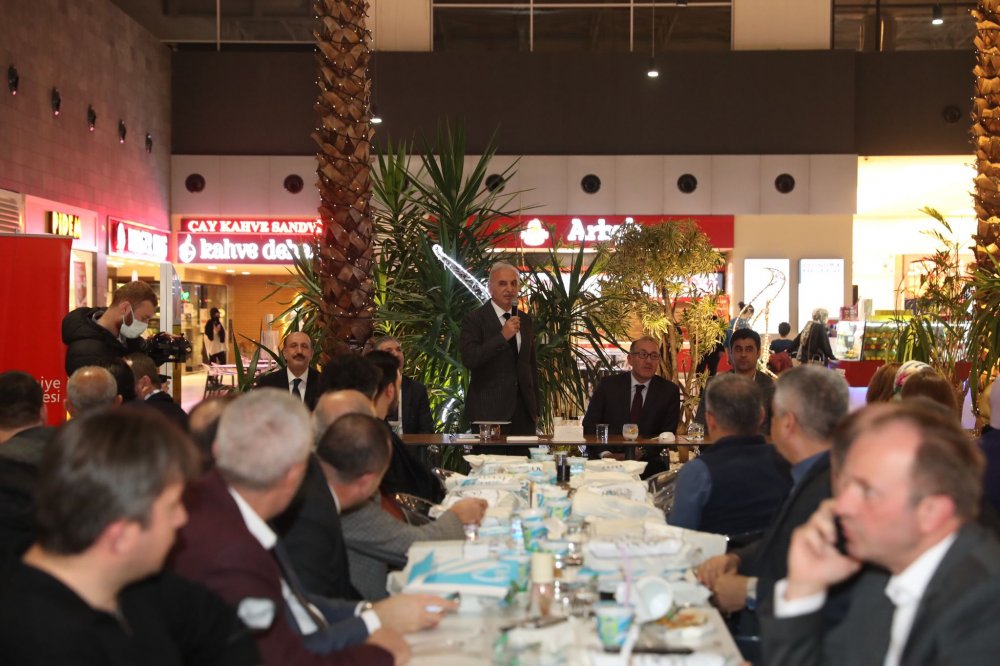 BAŞKAN YILDIRIM ÖĞRETMENLERLE BİR ARAYA GELDİ